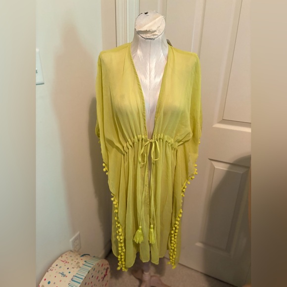 Nine West Other - Nine West one size NWT $36 lime Sheer Kimono with Pom Pom Trim fun beach cover